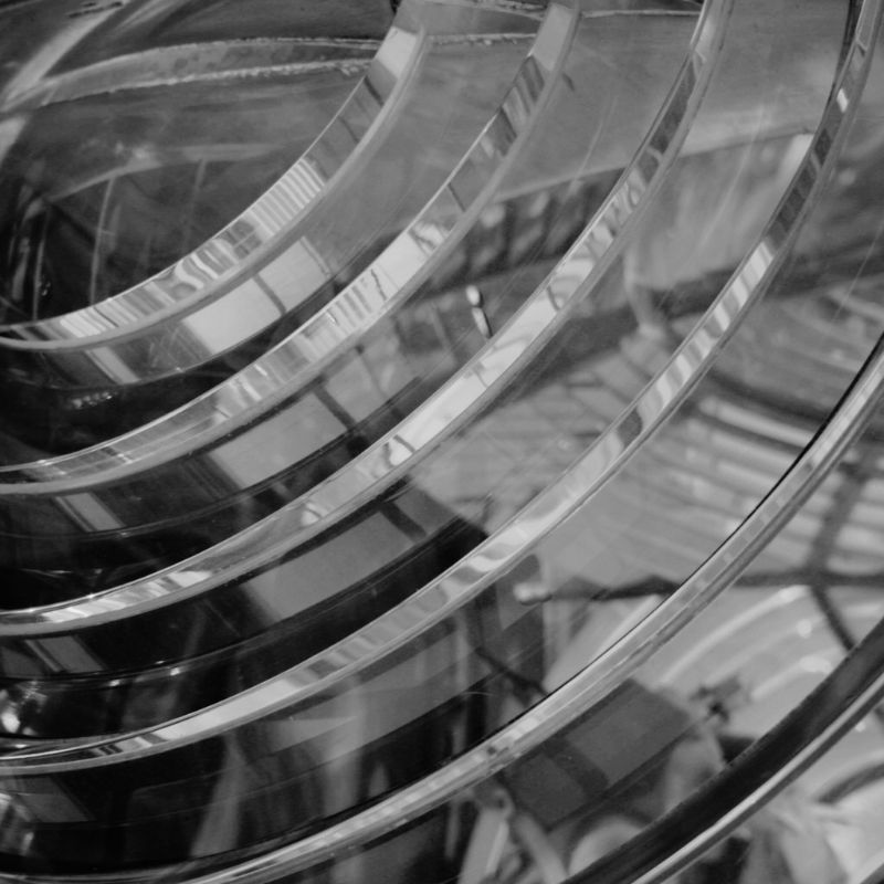 Le Phare du Cap Ferret équipé en novembre 1840 de sa lentille de Fresnel.