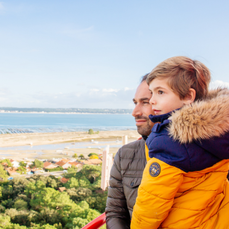 Après avoir gravi les 258 marches, découvrez une vue panoramique exceptionnelle.