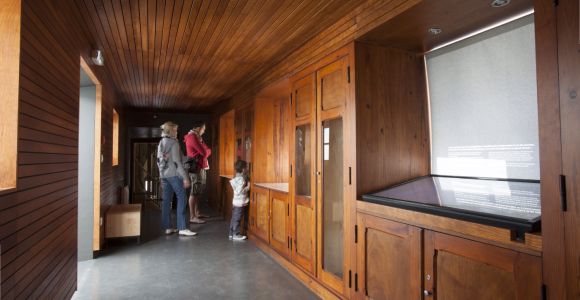 phare_du_cap_ferret_exposition_horizons_voyageurs-salle_des_cartes_1