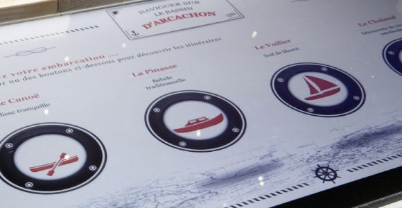 phare_du_cap_ferret_exposition_horizons_voyageurs_salle_de_navigation_3